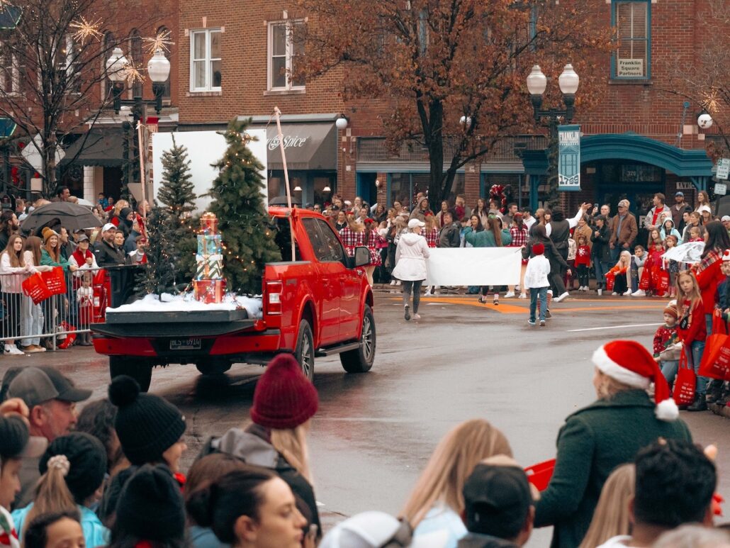 Pull-Tight Players at the Franklin Christmas Parade, 2023